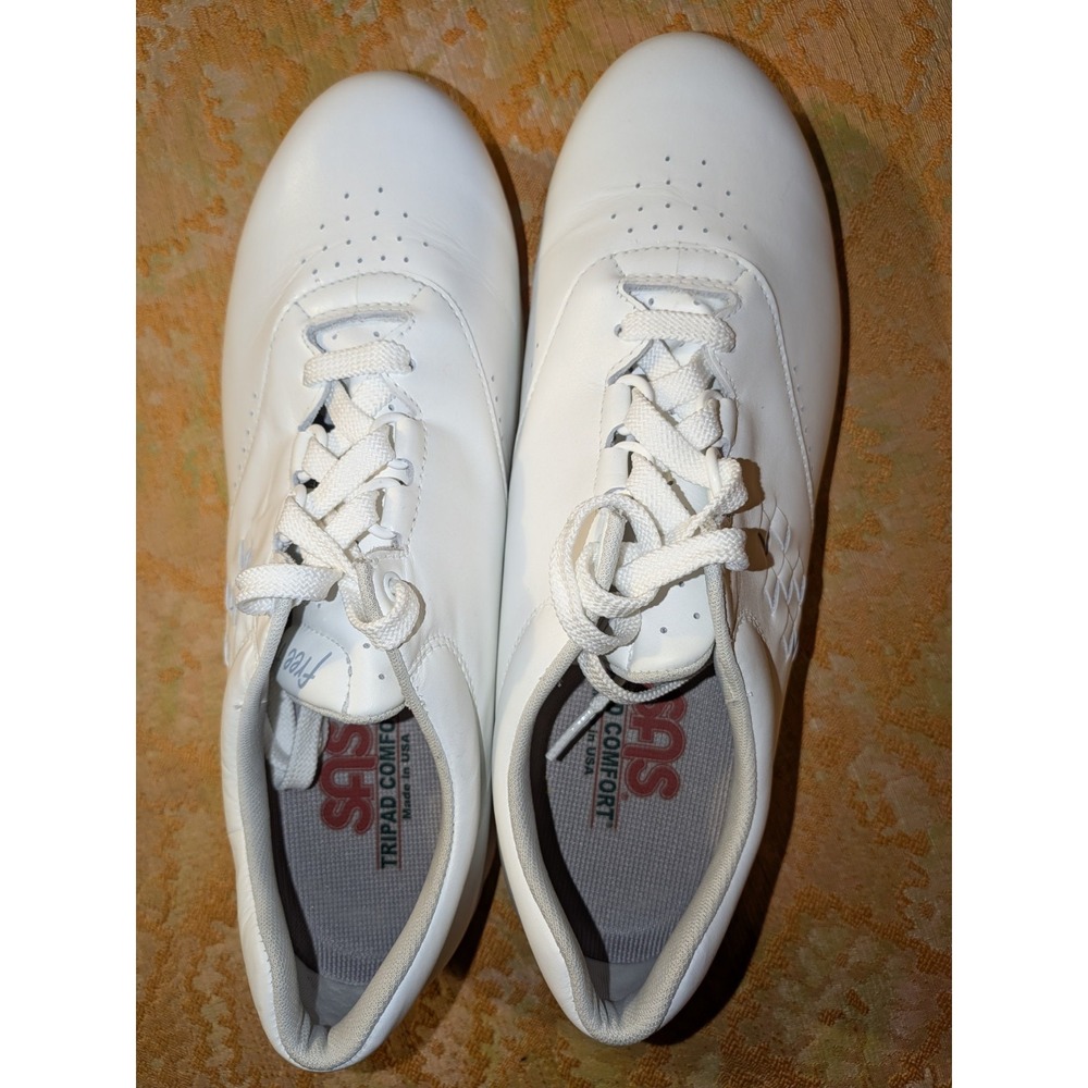 SAS Free Time 9.5 M White Leather Orthopedic Support Walking Anti Slip Sneaker